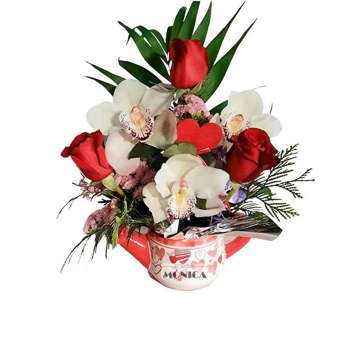 Regadera con rosas y orquídea
